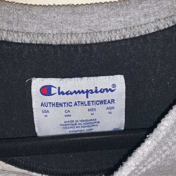 crewneck - Picture 2 of 3